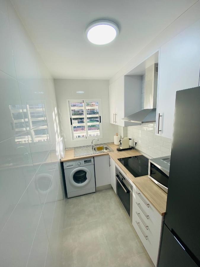 Amplio Apartamento Con Vistas Al Mar, Parking Y Wifi Alicante Esterno foto